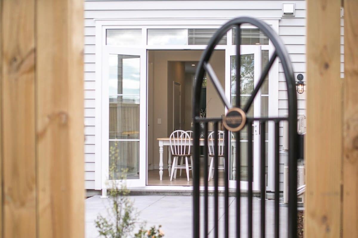 Parkside Heritage Retreat 3-Bedroom Terrace Charm Christchurch Exterior foto